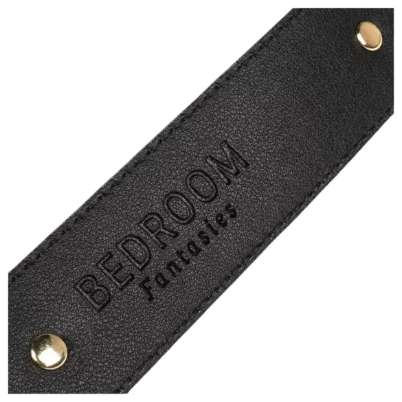 Bedroom Fantasies - Coffret BDSM 11 pièces - accessoires bondage cuir noir